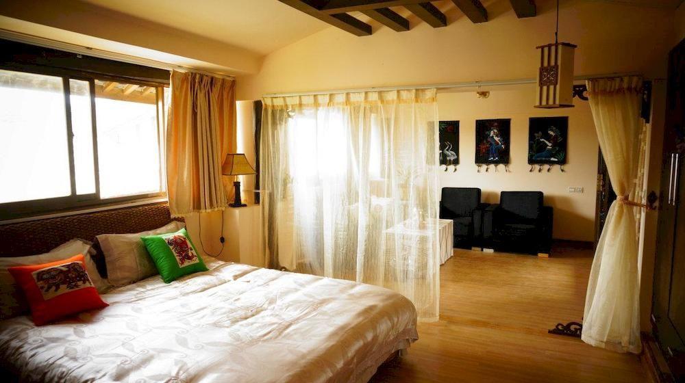 Lijiang Wangjia Courtyard Inn Exterior photo