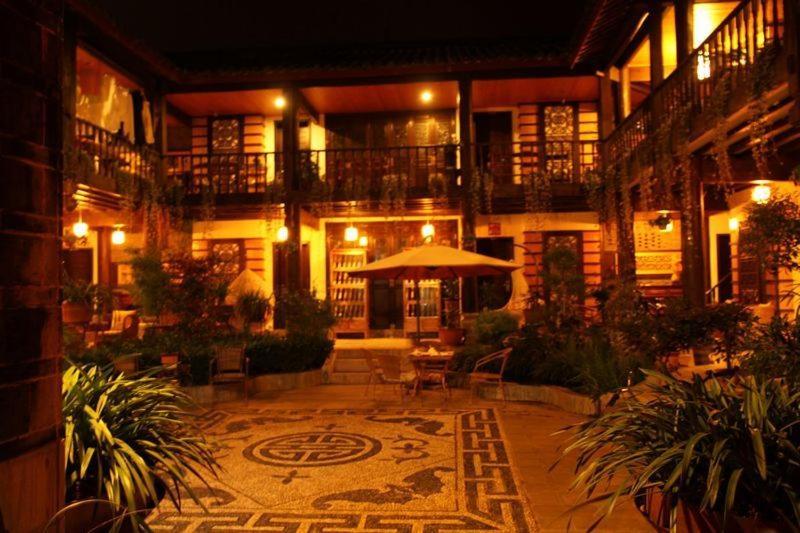 Lijiang Wangjia Courtyard Inn Exterior photo